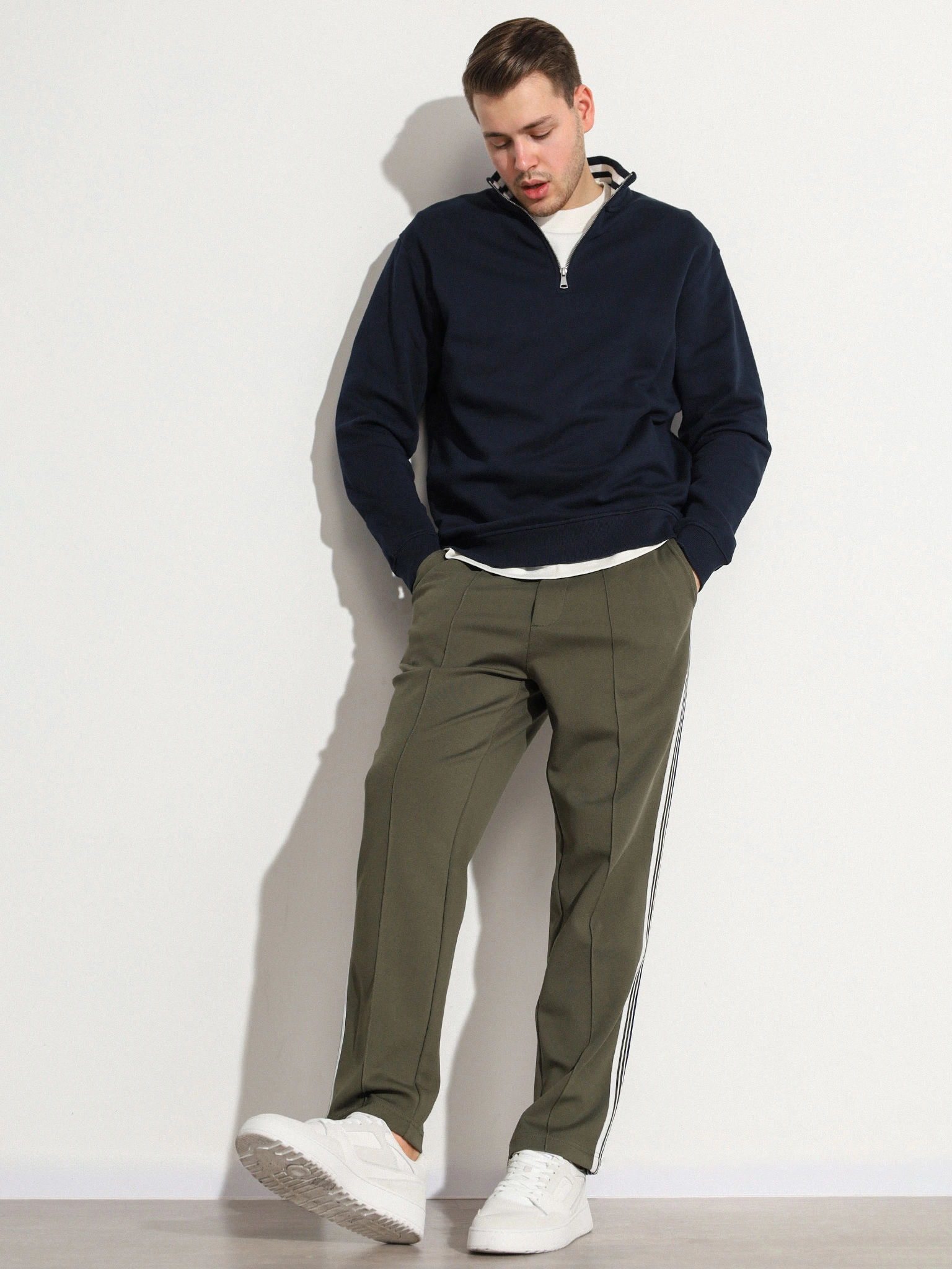 Толстовка темно-синего цвета из хлопка